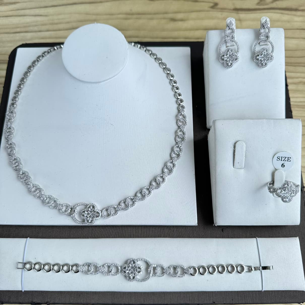 Simple Cubic Zirconia Complete Round Jewelry Set