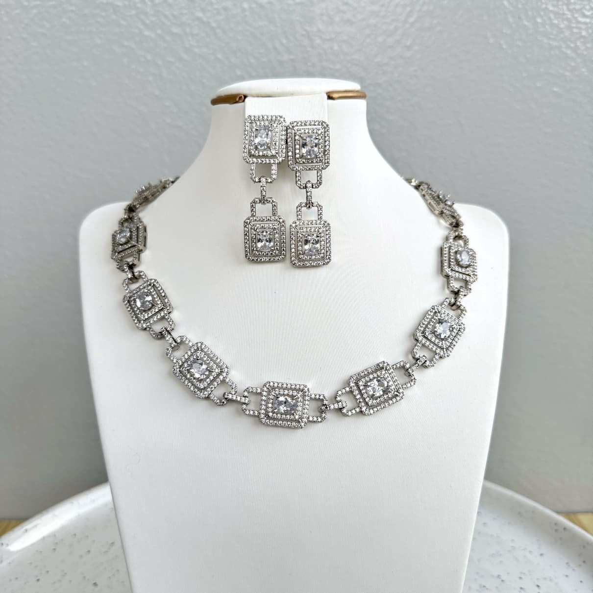 Affordable Luxury 2 Piece Cubic Zirconia Jewelry Set - Silver