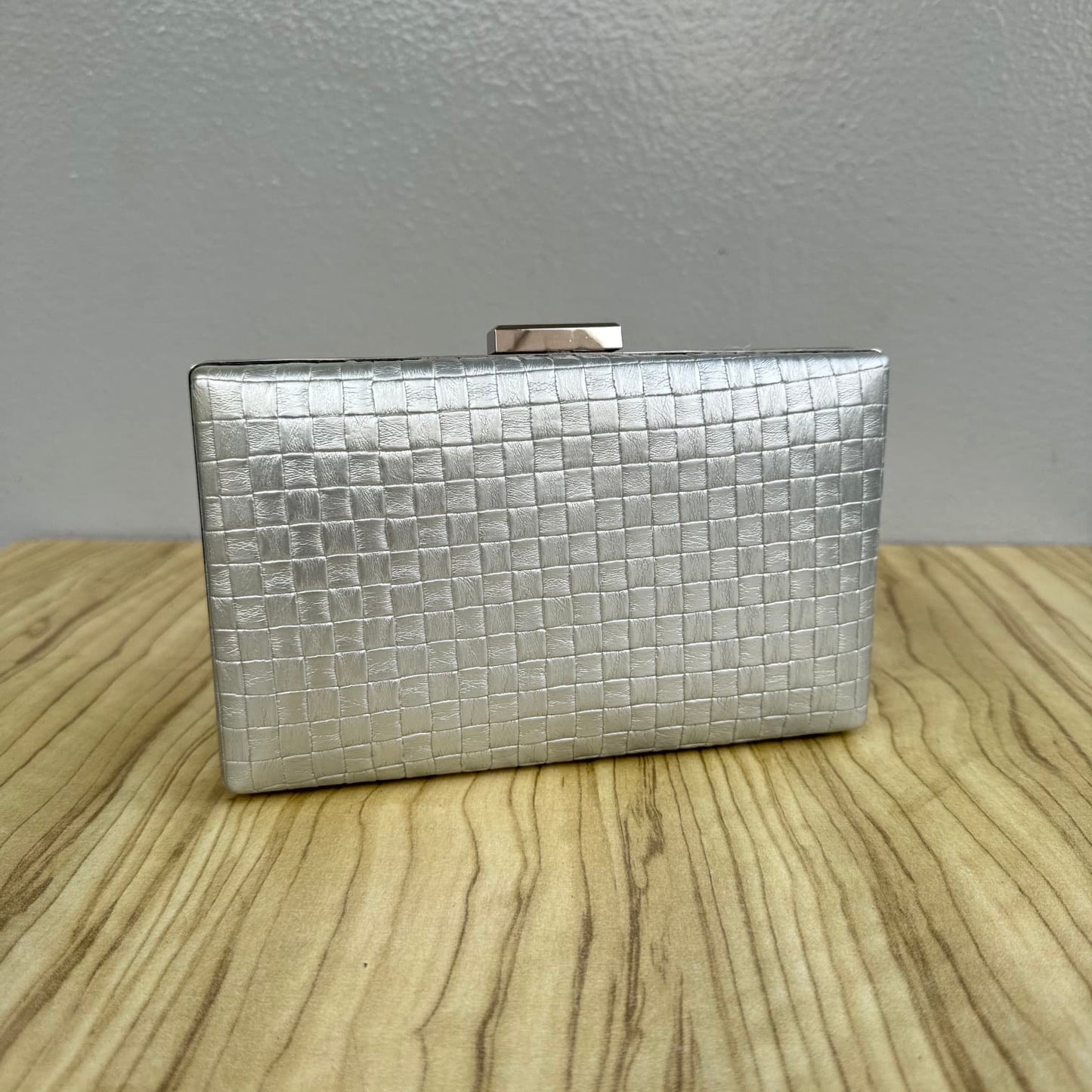 Rectangle Weave Detail Glossy Clutch Purse