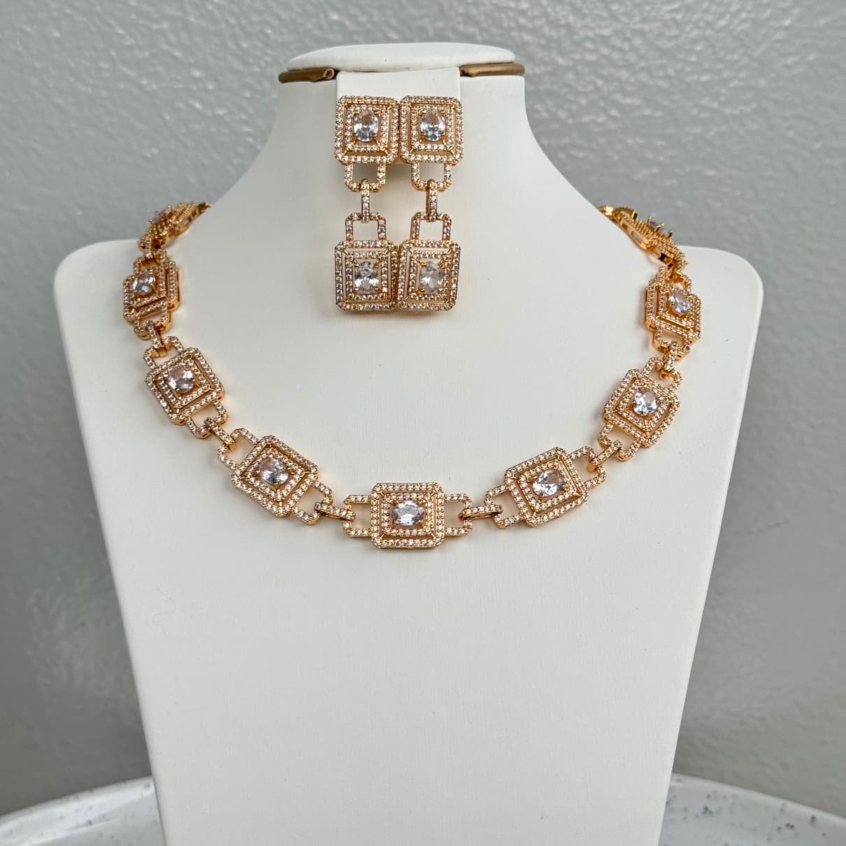 Affordable Luxury 2 Piece Cubic Zirconia Jewelry Set - Gold