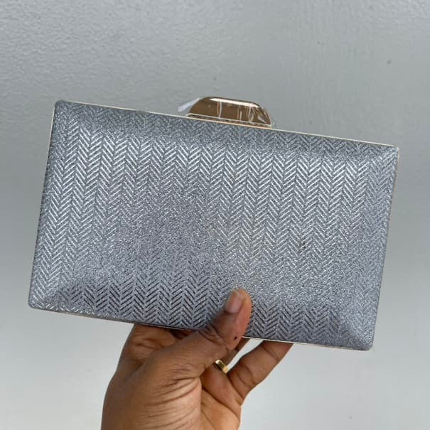 Stylish Weave Pattern Detail Glitter Clutch Purse