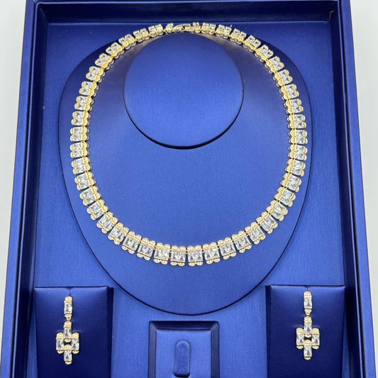 Simple and Stylish Round 2 Piece Cubic Zirconia Jewelry Set - Gold