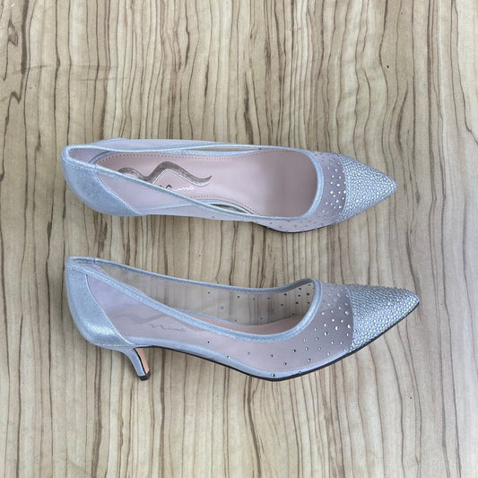 Nina Sammie Pointed Toe Kitten Heels - Silver